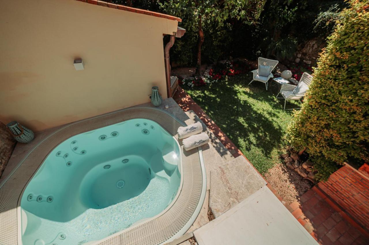 Private Villa At Villa Al Duomo Taormina Exterior photo