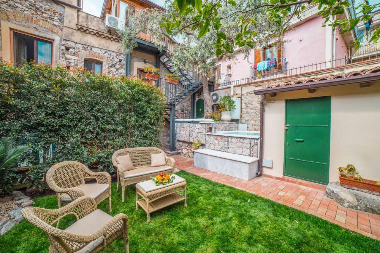 Private Villa At Villa Al Duomo Taormina Exterior photo
